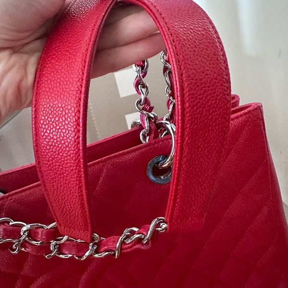 Chanel red caviar GST with silver hardware - Picture 10 of 16